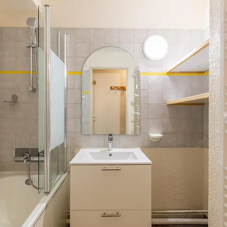 Apartamento Classique Avec Wifi, 2 Ch., - Fr-1-694-374 *